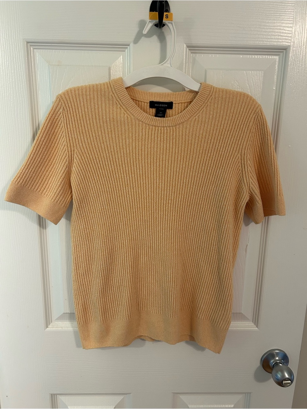 Halogen Crewneck Ribbed Sweater in Peach